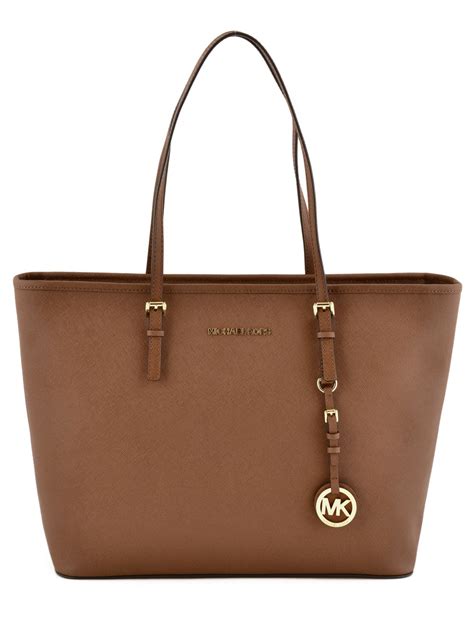 What is Michael Korsʼ price